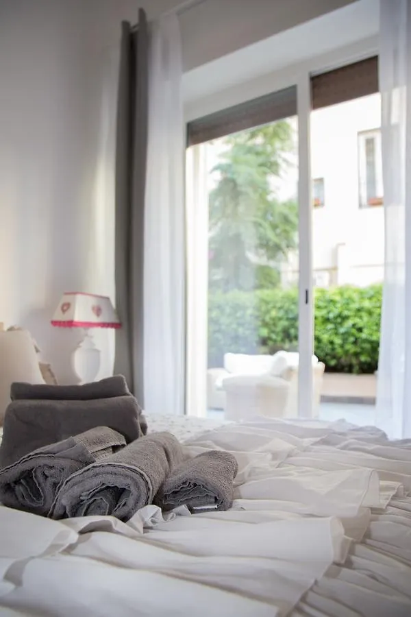 ** Bed & Breakfast B&B La Piazzetta Delle Regine Rome Italy