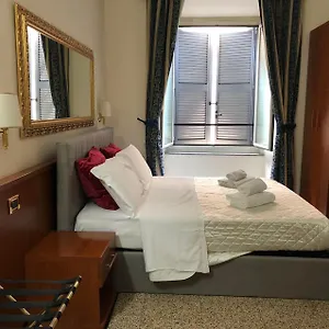  Pensión A Rosmini