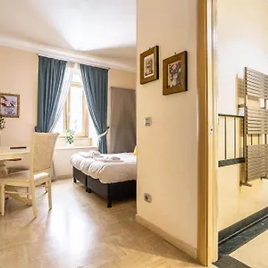 Opera Theater Relais Guest house