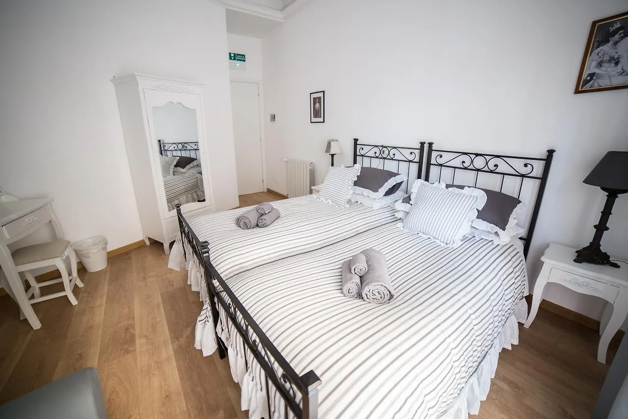 B&B La Piazzetta Delle Regine Rome 2*,  Italy