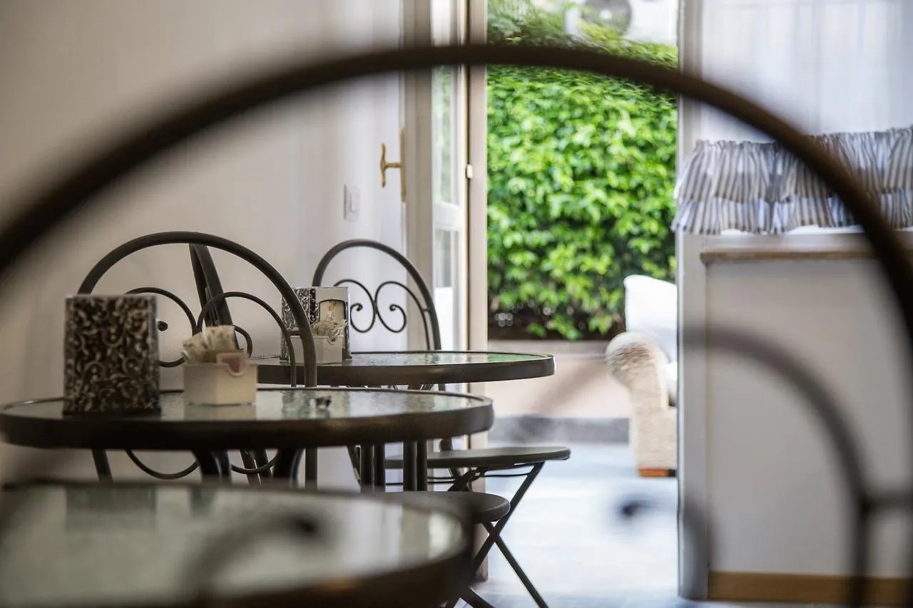 B&B La Piazzetta Delle Regine Rom